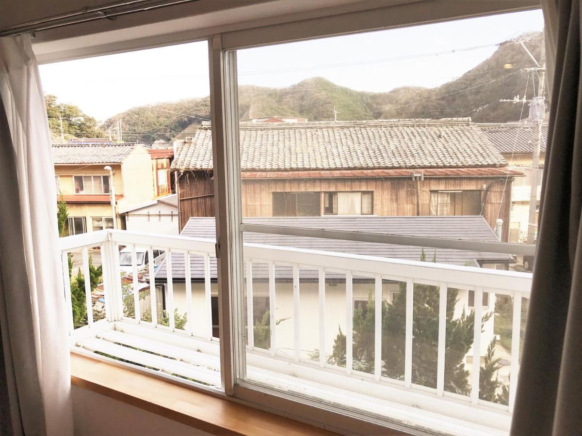 Tsushima White House Bed and Breakfast Εξωτερικό φωτογραφία