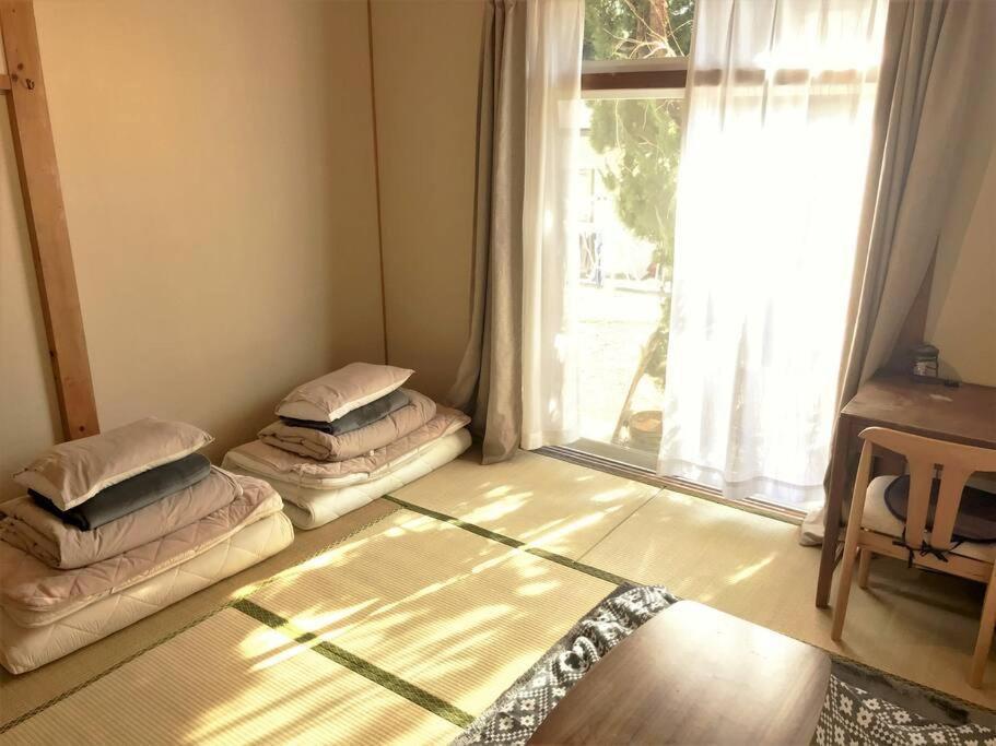 Tsushima White House Bed and Breakfast Εξωτερικό φωτογραφία