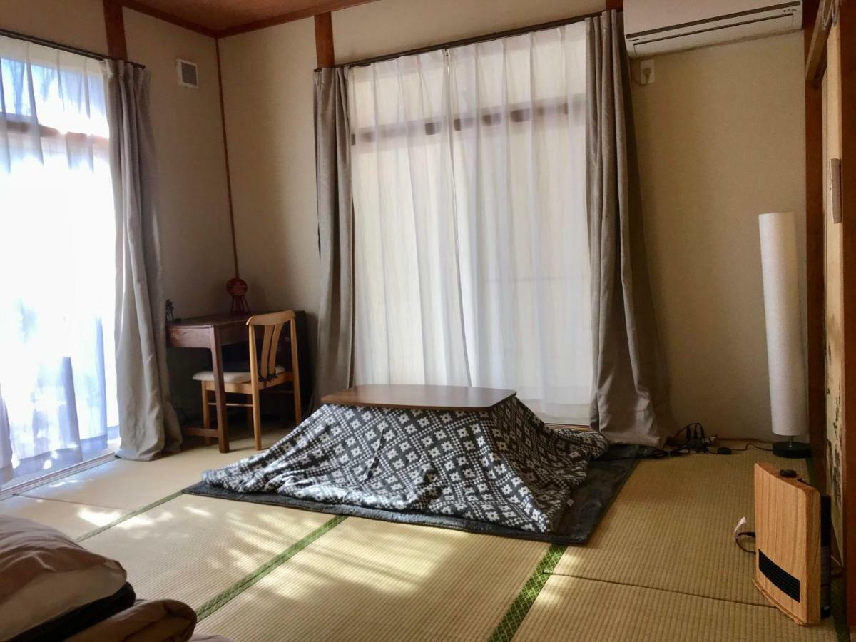 Tsushima White House Bed and Breakfast Εξωτερικό φωτογραφία