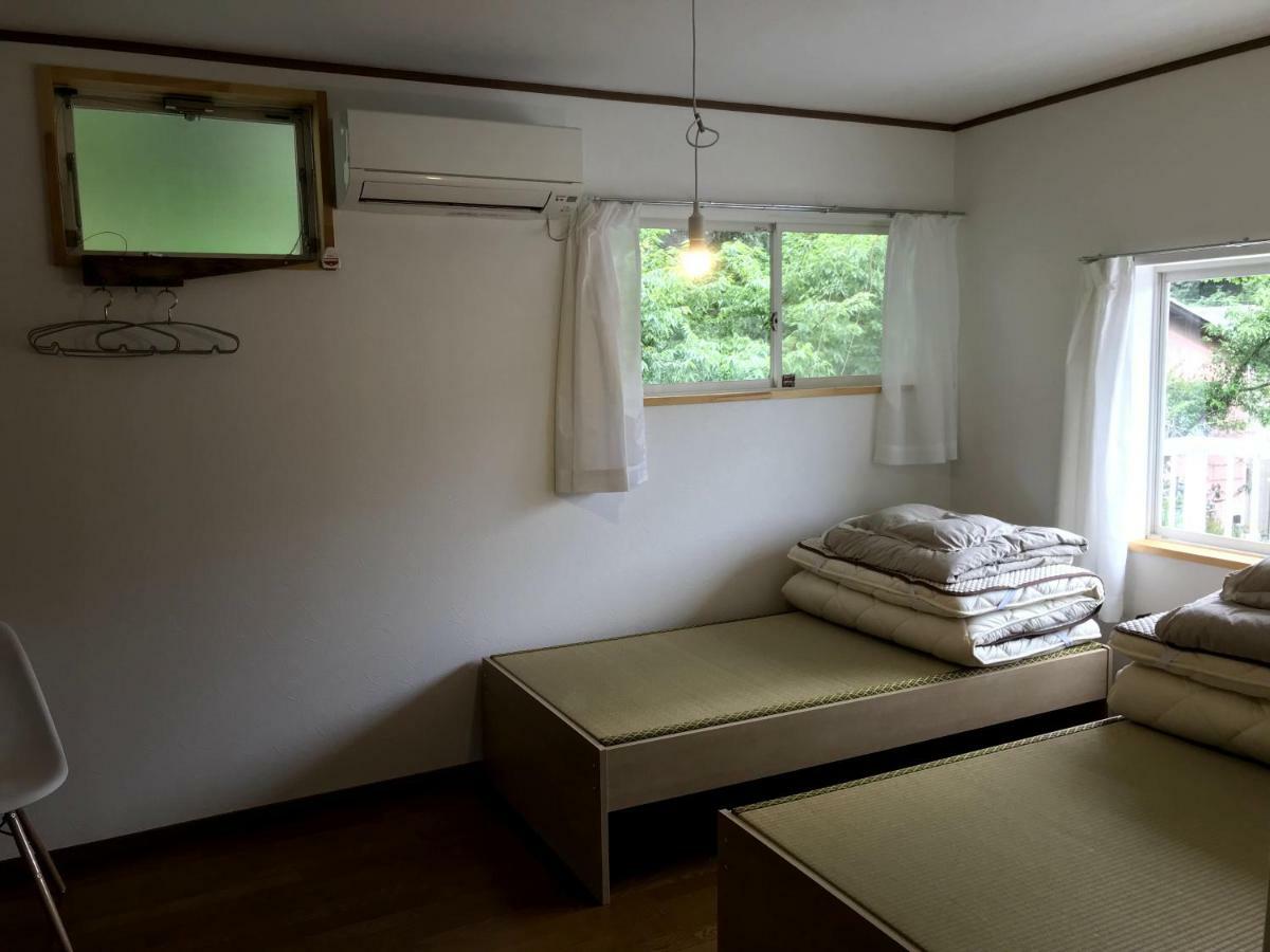 Tsushima White House Bed and Breakfast Εξωτερικό φωτογραφία