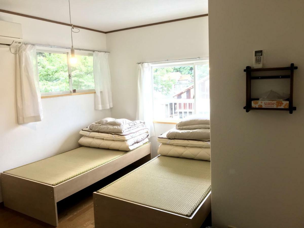 Tsushima White House Bed and Breakfast Εξωτερικό φωτογραφία