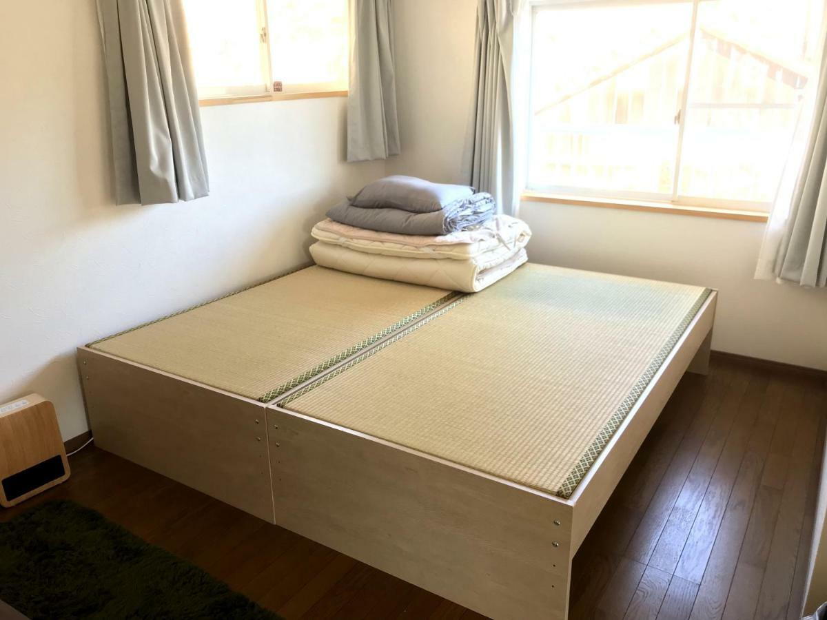 Tsushima White House Bed and Breakfast Εξωτερικό φωτογραφία