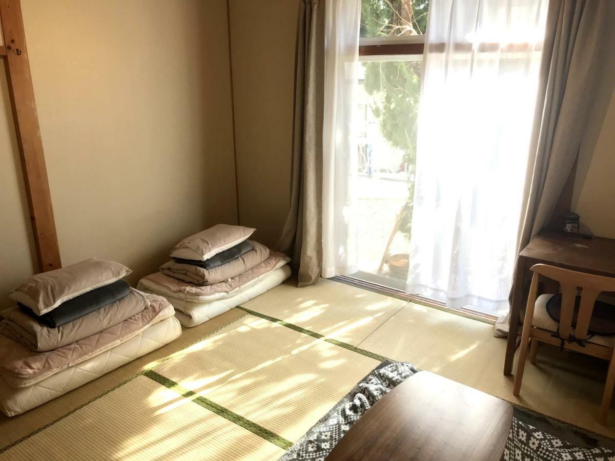 Tsushima White House Bed and Breakfast Εξωτερικό φωτογραφία